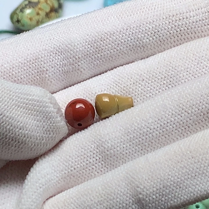 南红玛瑙未镶嵌珠宝奇石