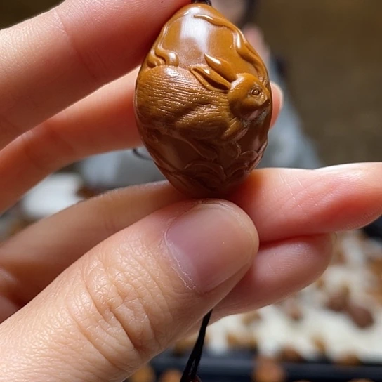 橄榄核手串/手链兔