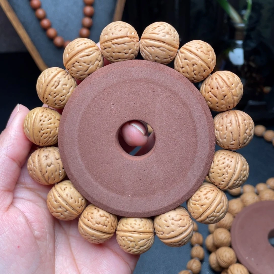 18野生灯笼矮2个滴流圆桃核手串