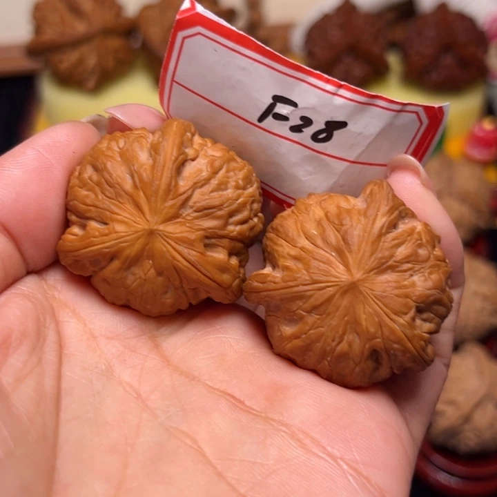 吊坠文玩核桃34.5尺铁锤奔28