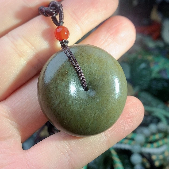 未镶嵌和田玉挂件