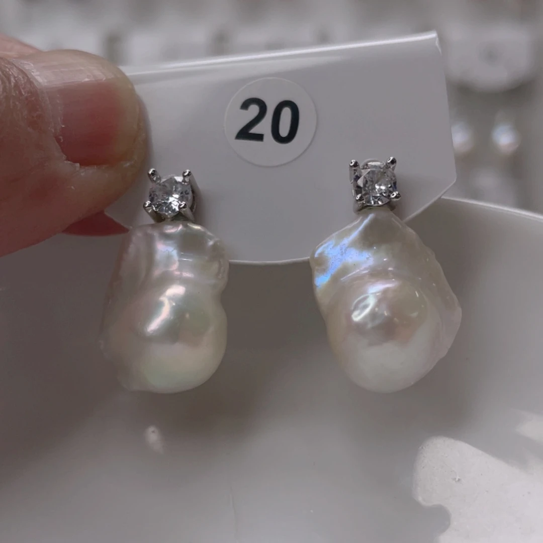 颈饰未镶嵌淡水珍珠