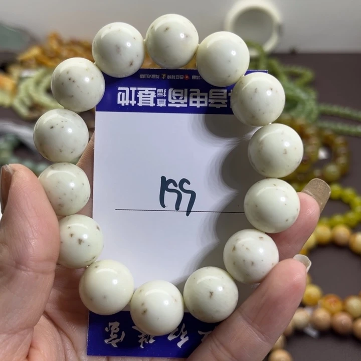 同***风蛇纹石玉未镶嵌手链