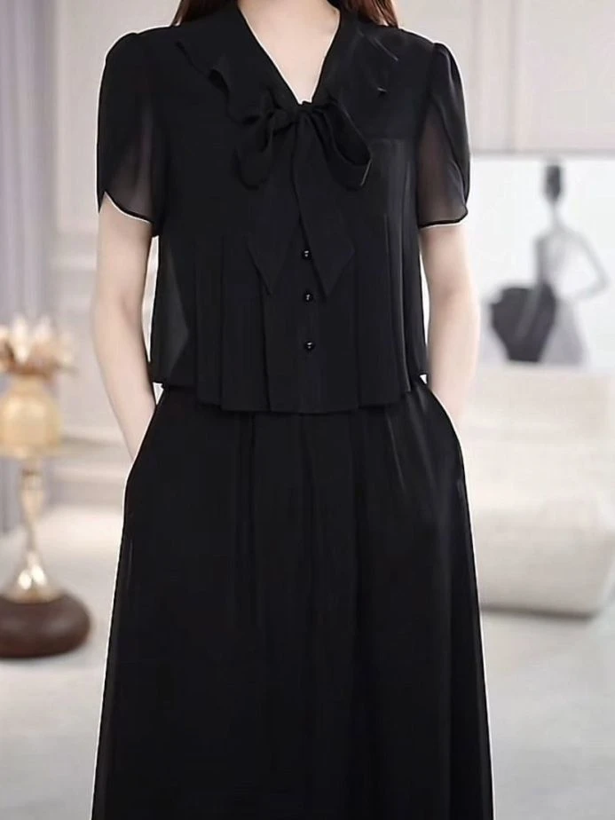 夏季新款气质连衣裙时尚法式优雅洋气减龄遮肚显瘦设计感百搭礼服