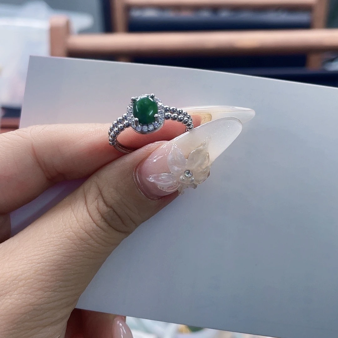 翡翠未镶嵌颈饰天然翡翠Ａ货
