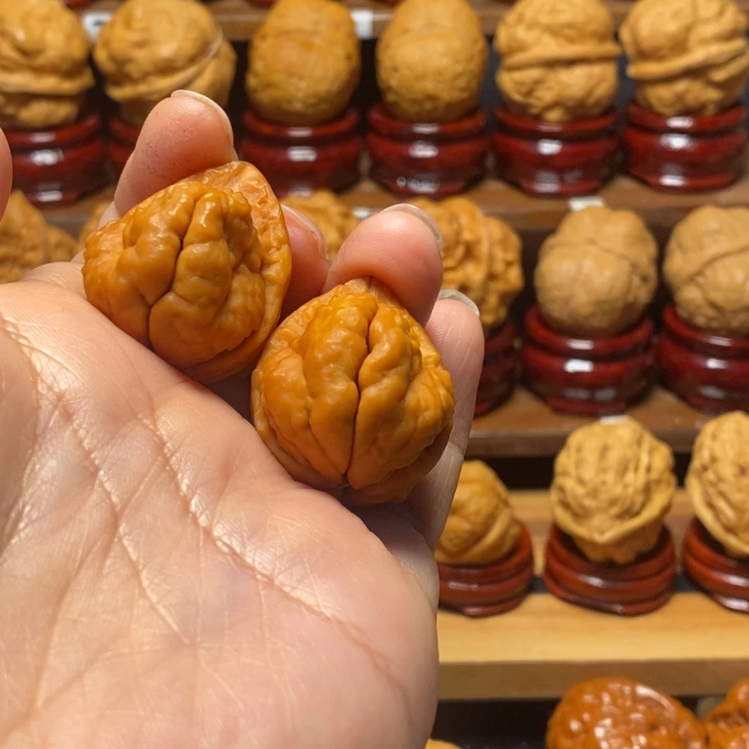 红***海文玩核桃把件羊头34尺