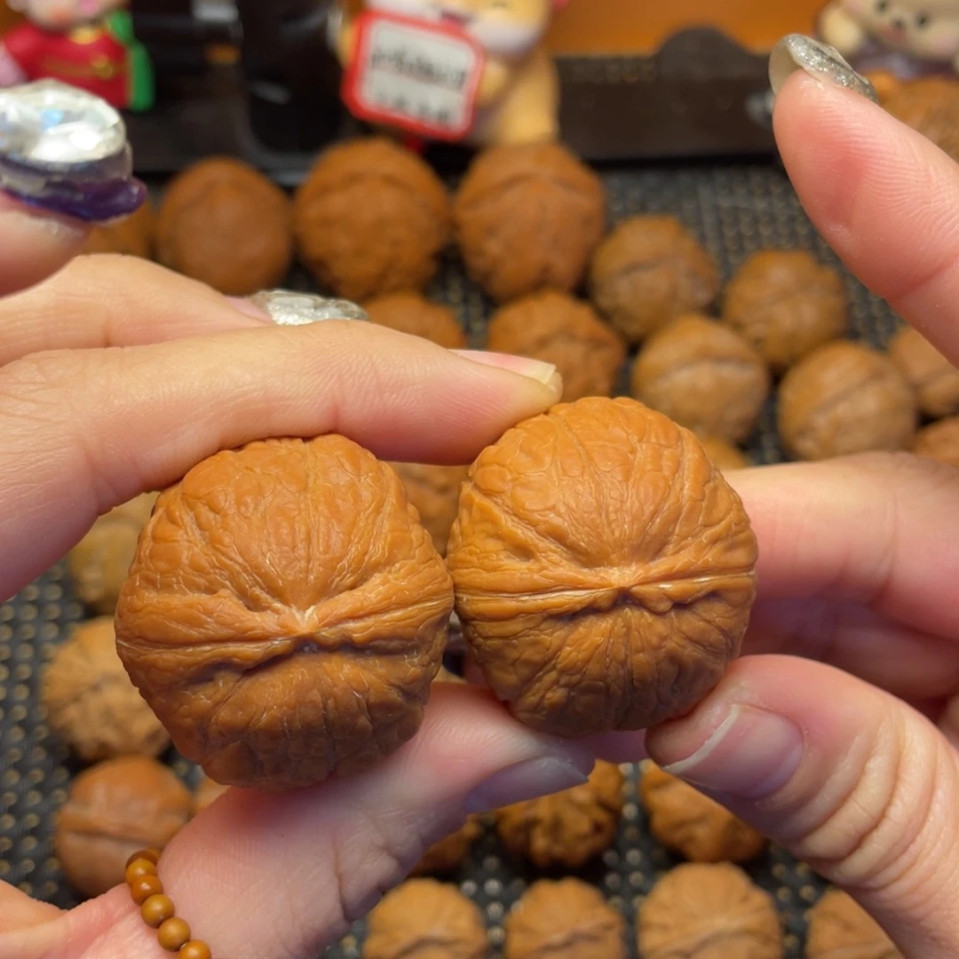 登***ঞ文玩核桃吊坠35尺全品闷尖元宝