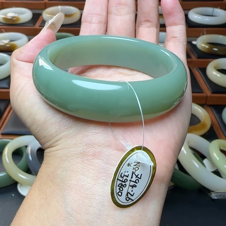 和田玉未镶嵌手镯粉青正装58.7