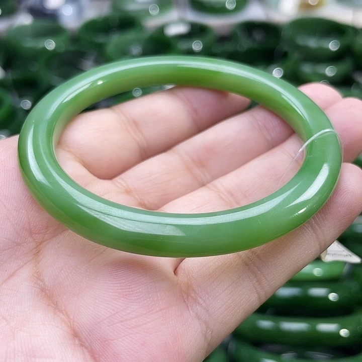 未镶嵌手镯和田玉（碧玉）