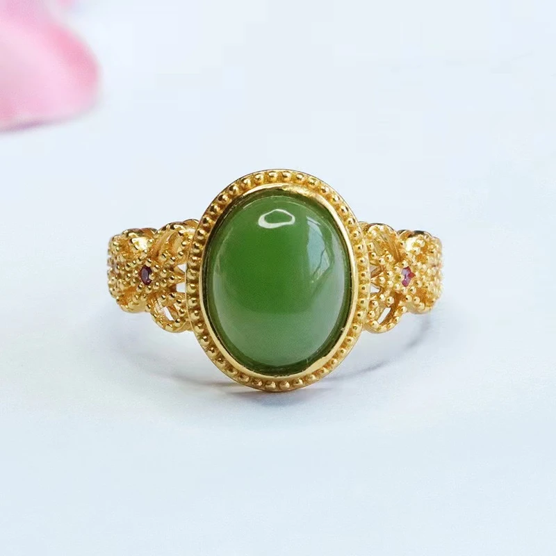 殿藏级天然和田玉青玉苹果绿戒指