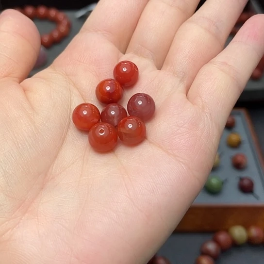 南红玛瑙单珠9mm多样性发1未镶嵌