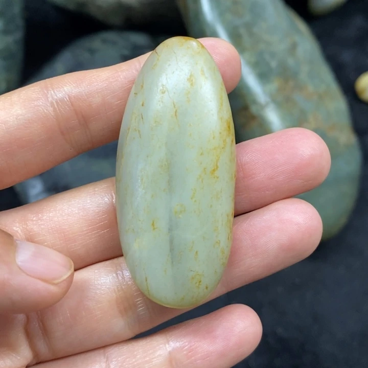 未镶嵌和田玉（糖玉）挂件