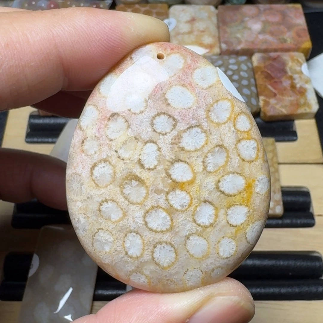 硅化玉纯天然色有机玉石未镶嵌