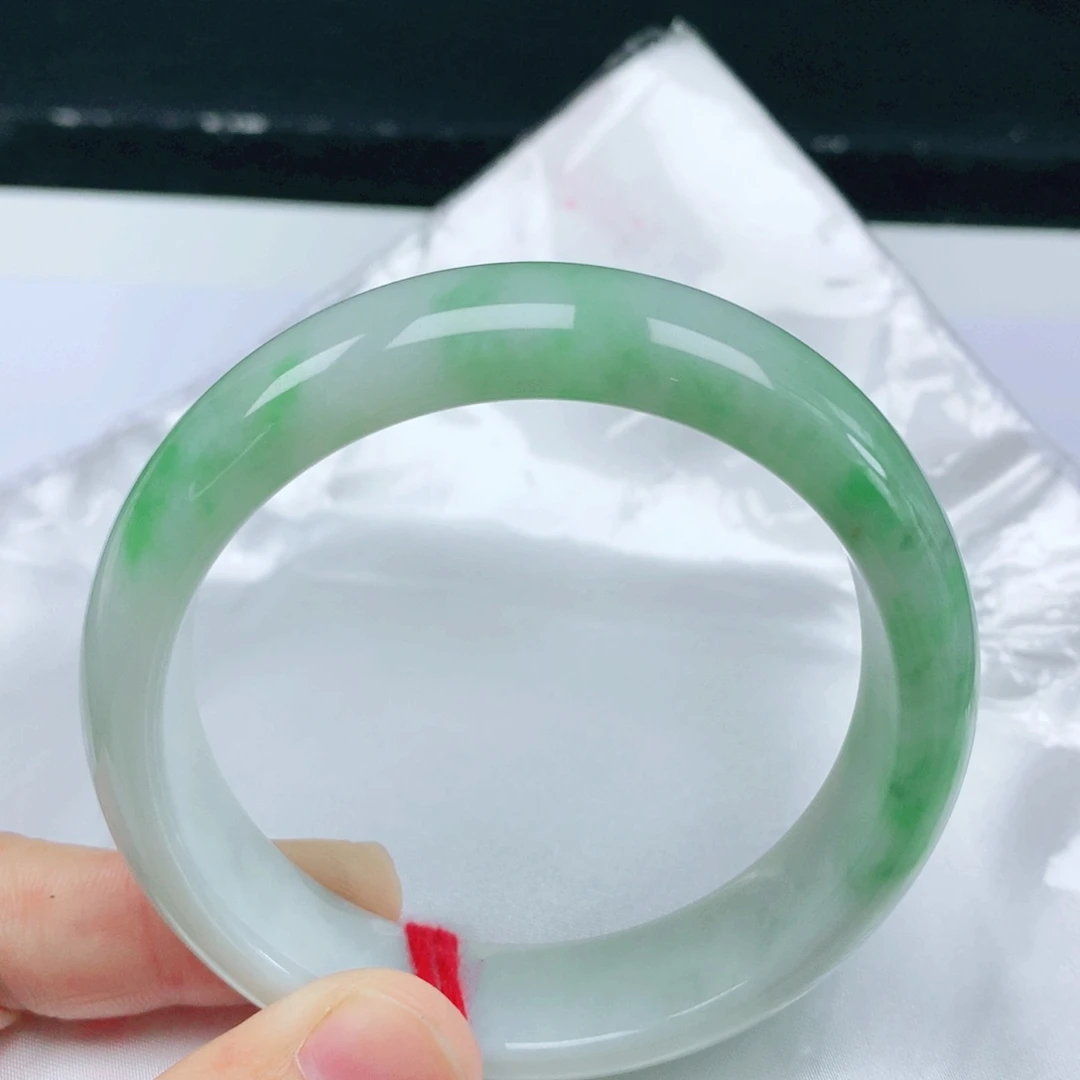 未镶嵌手镯翡翠57
