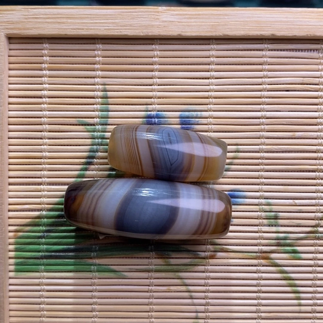 Q***Q玛瑙/玉髓未镶嵌珠宝半成品