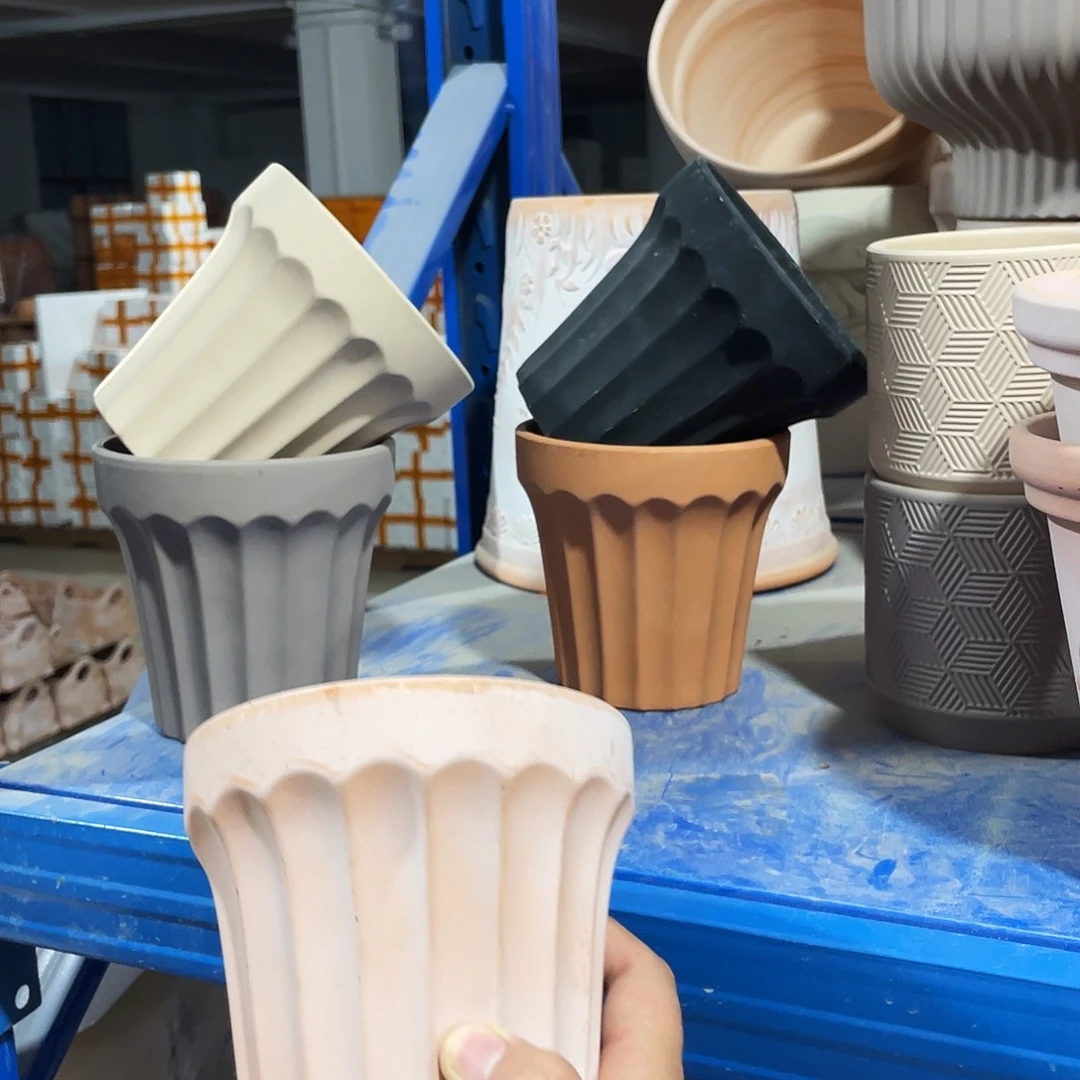 口13×13   备注颜色发2  粉 黄 红 黑 灰