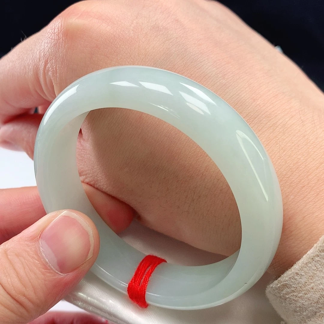 未镶嵌手镯翡翠487