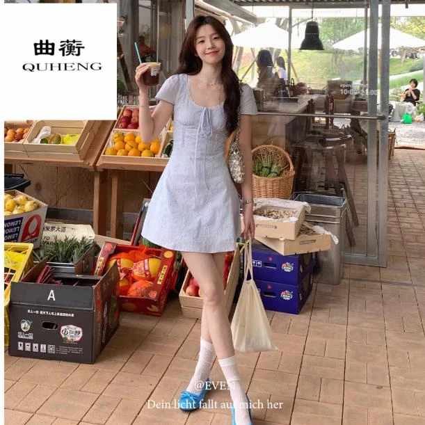 战袍露背女装气质复古小众设计感高个子，柔蓝一水韩系高智感蕾丝