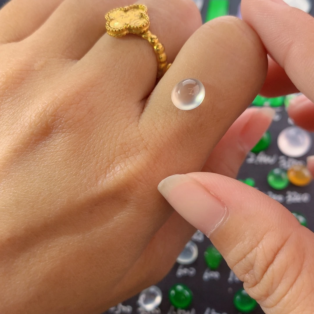 翡翠未镶嵌颈饰玻璃种白钢蛋