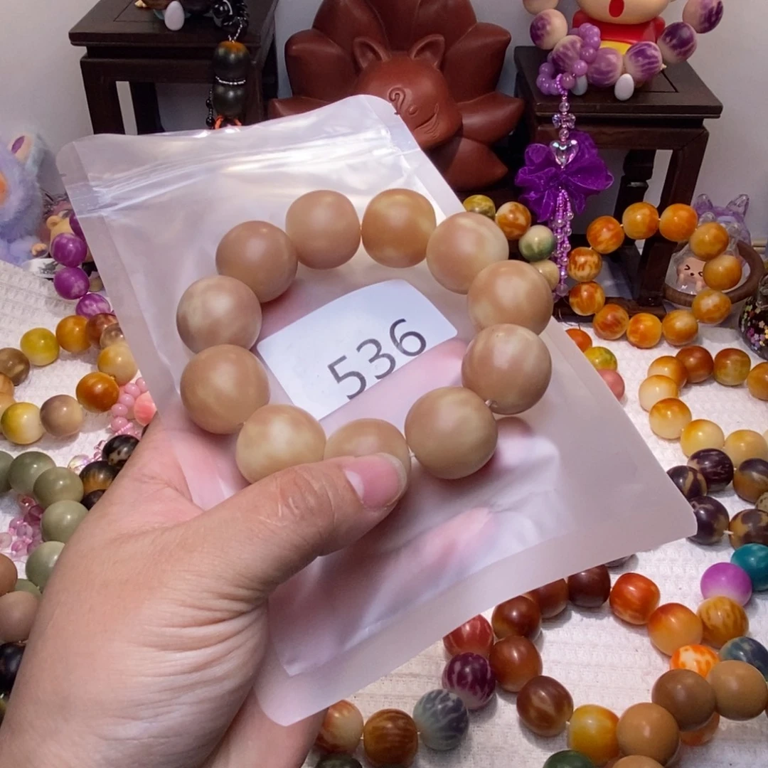 多***水吊坠菩提根/象牙果536