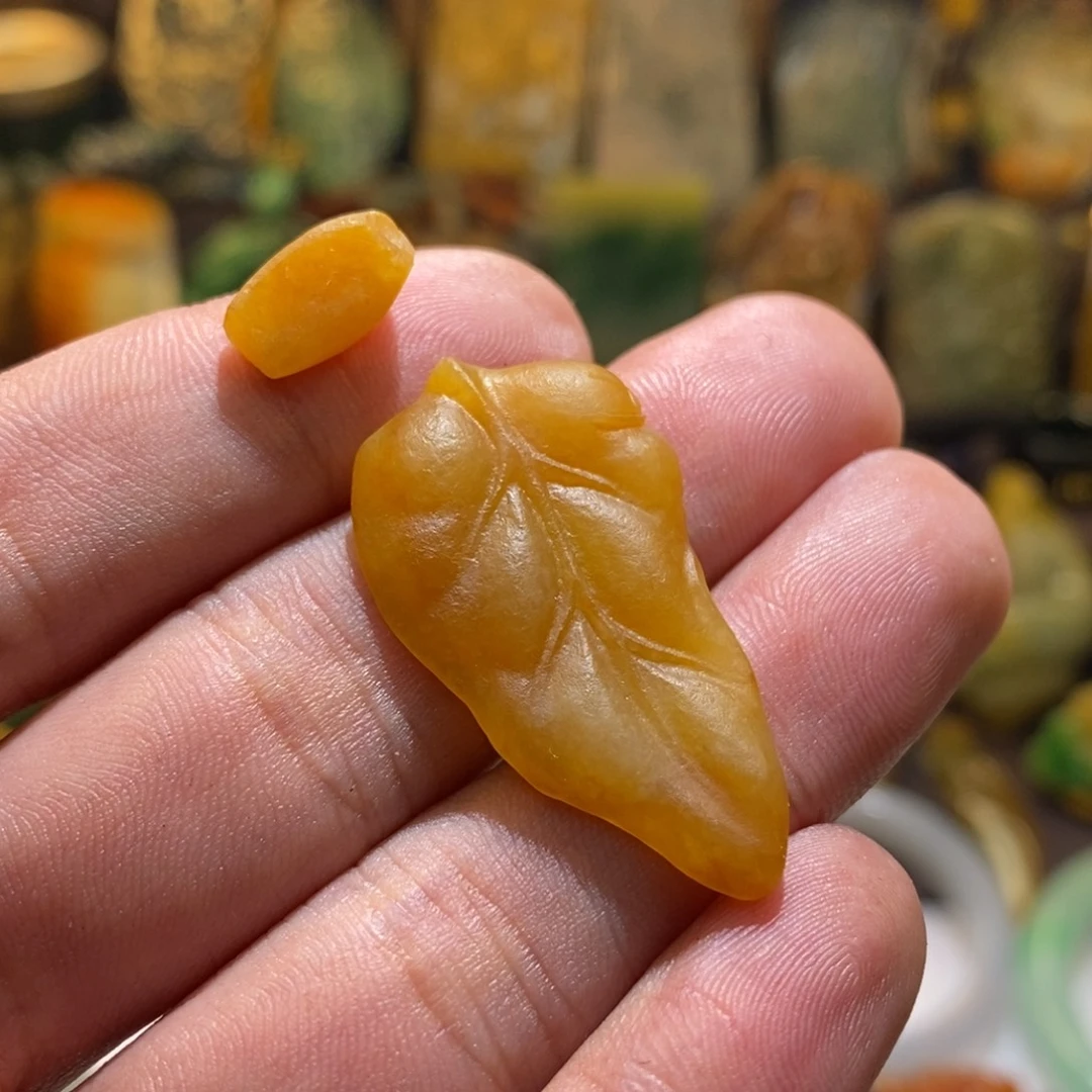翡翠未镶嵌挂件翡翠