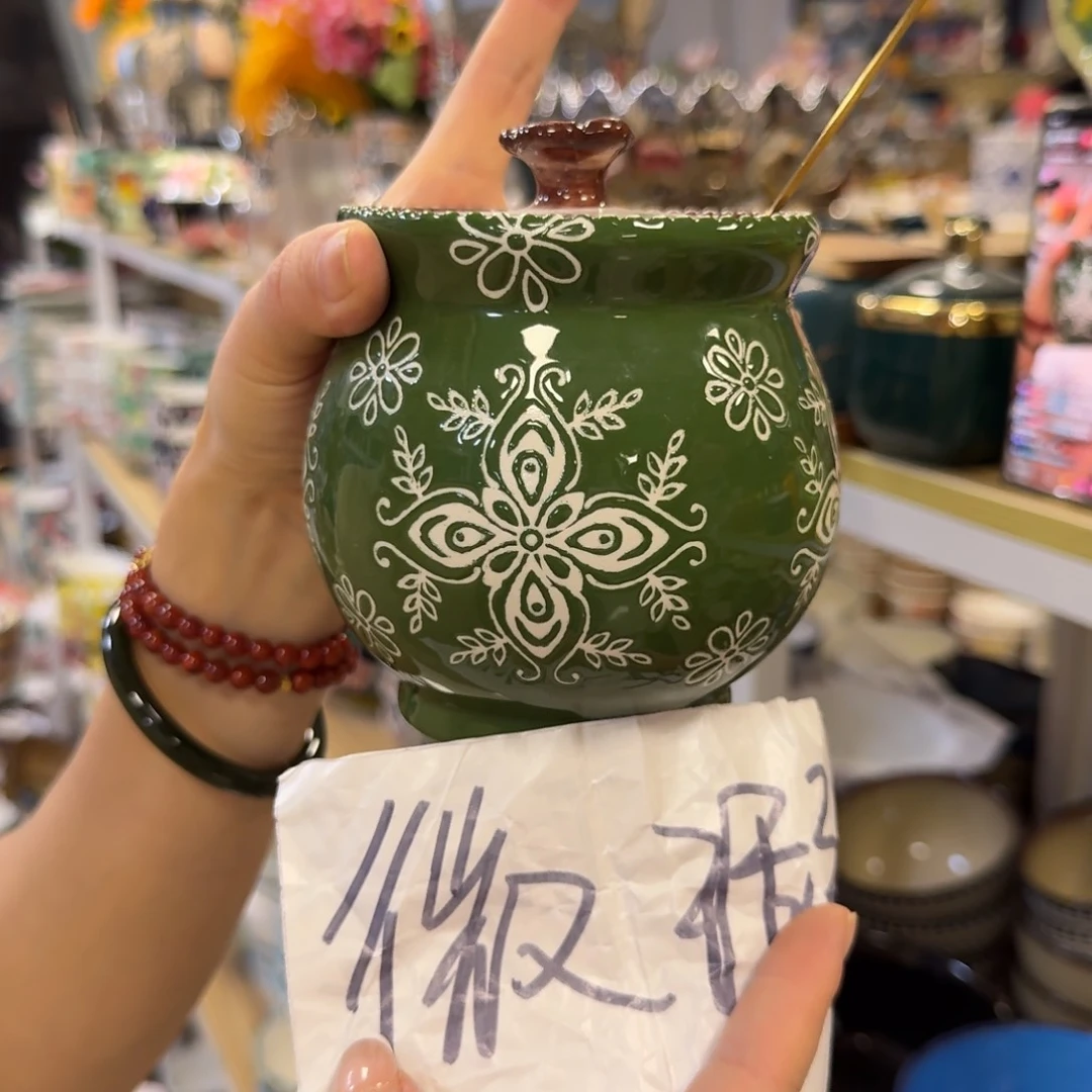 陶瓷微瑕绿色盐罐一只