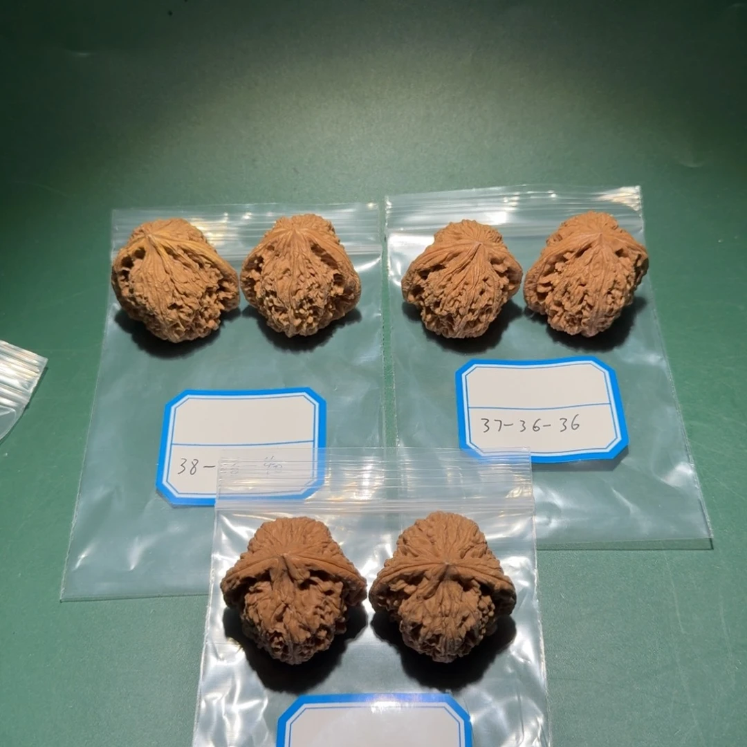 文玩核桃吊坠南疆29