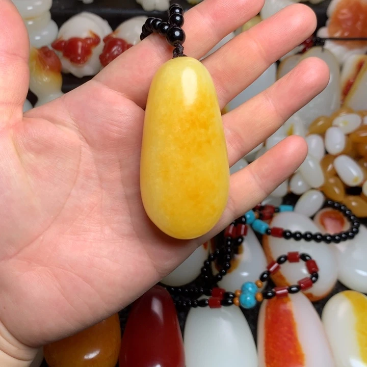 新疆戈壁石五彩石