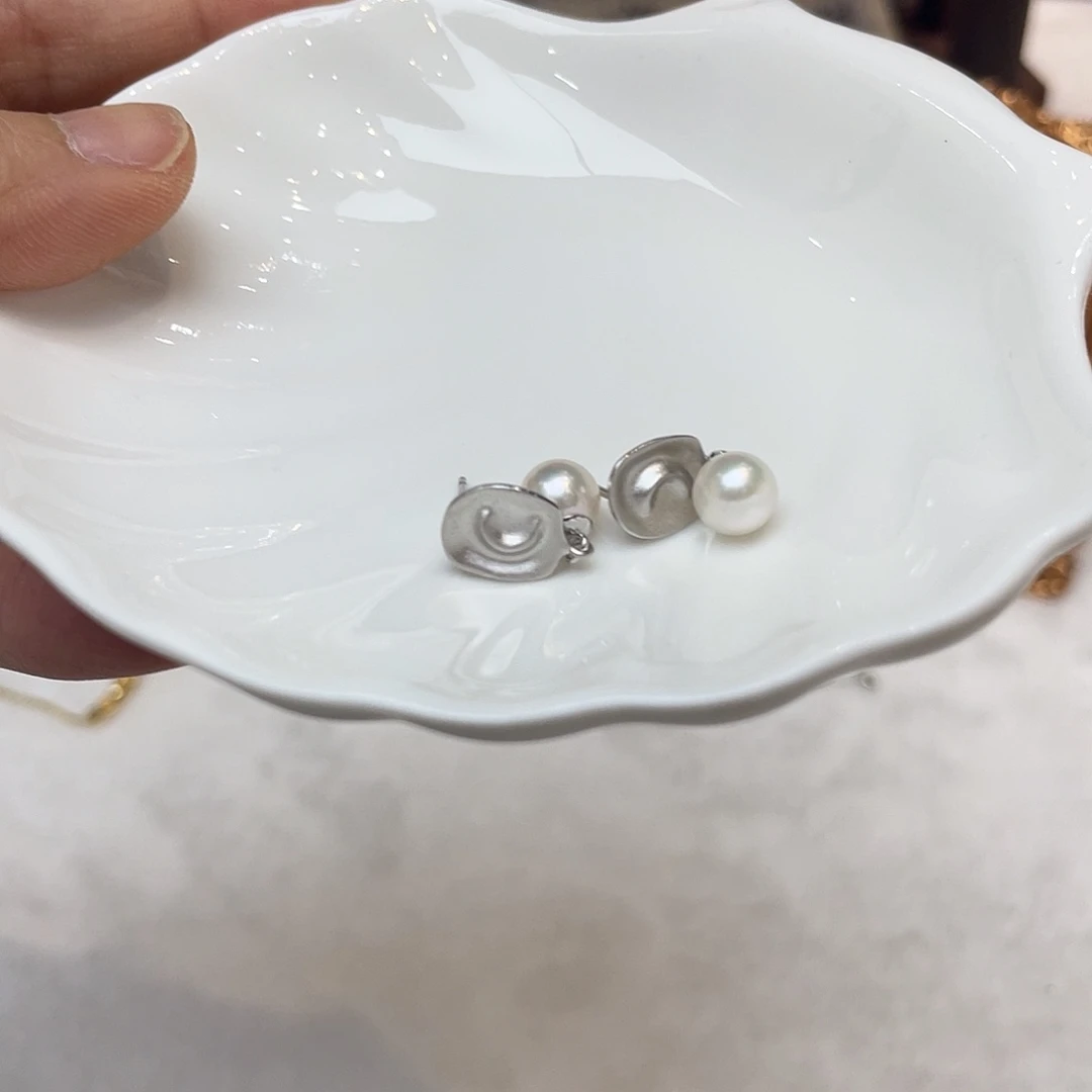 银S925镶嵌海水珍珠耳饰