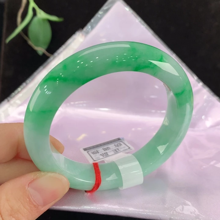 翡翠手镯未镶嵌111/0027