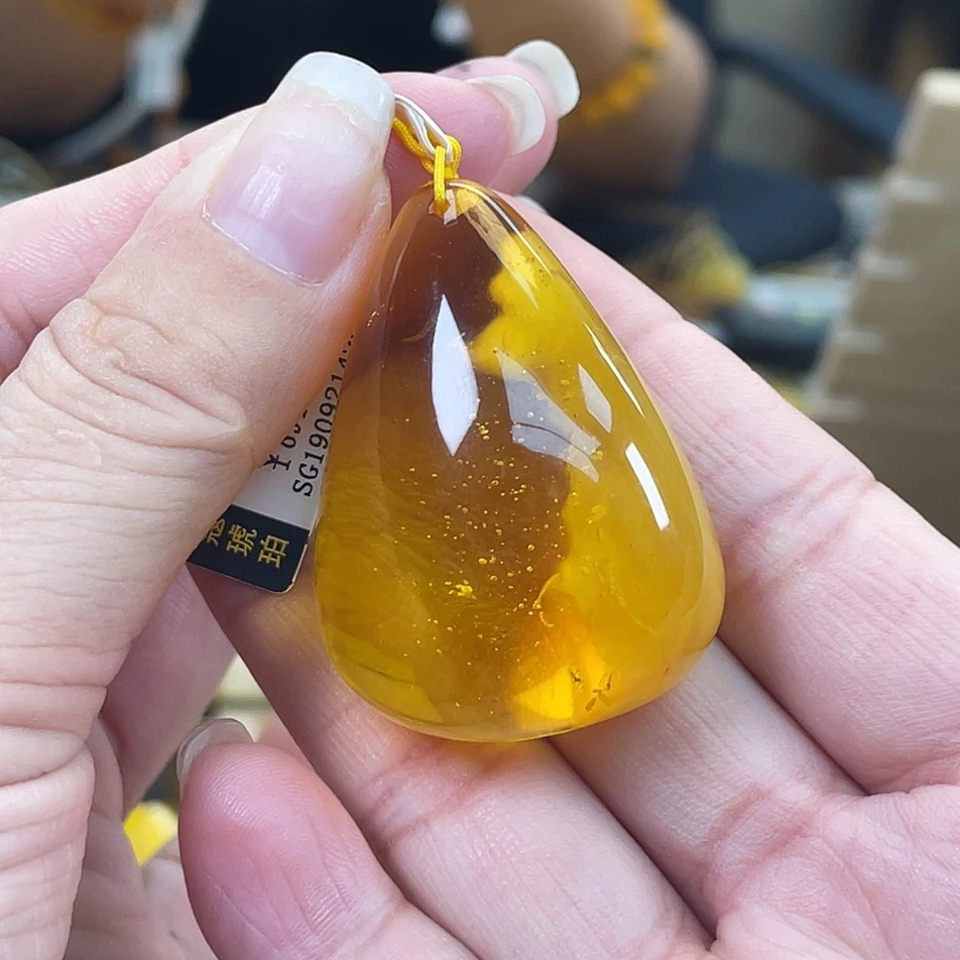 琥珀未镶嵌裸石h83