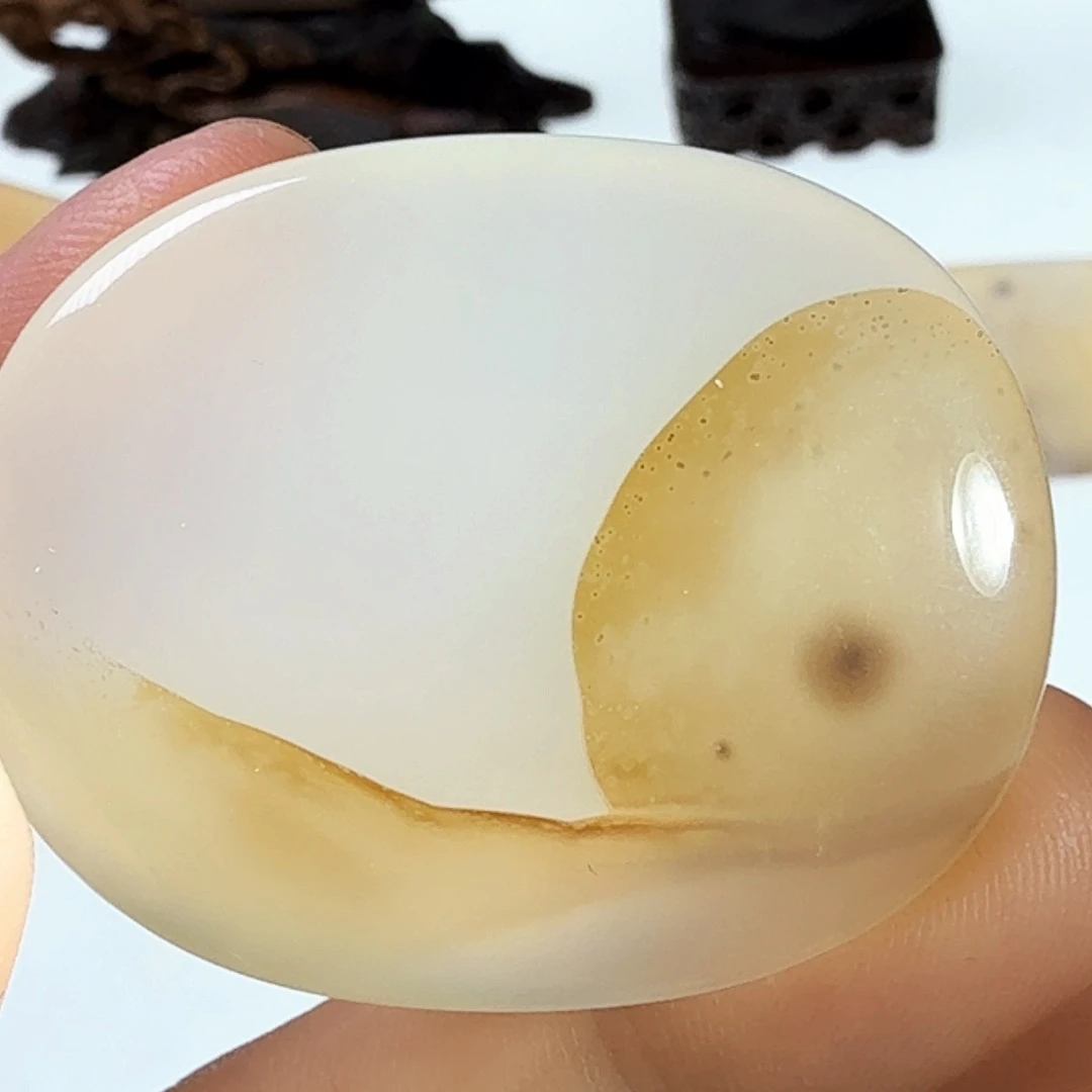 玛瑙/玉髓未镶嵌珠宝半成品