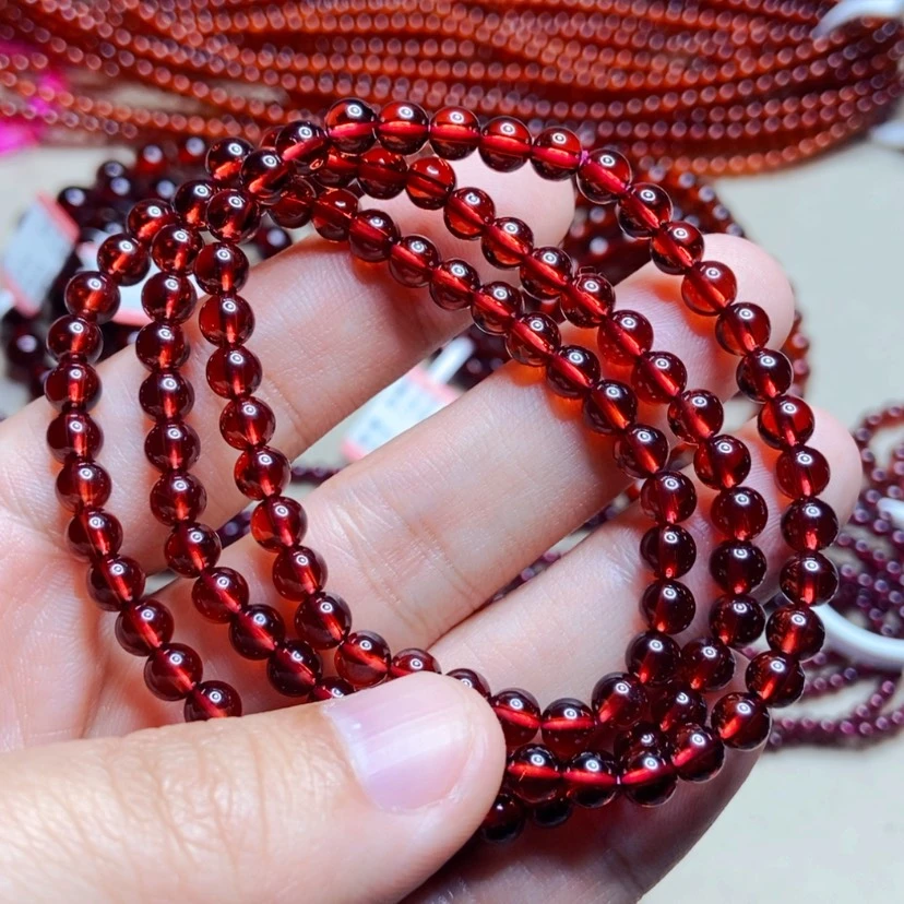 【闪购商品】未镶嵌手链石榴石玉*