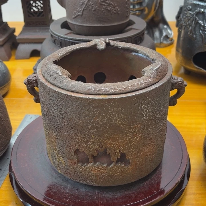 Y***官摸摸陌陌摸摸哦哦哦哦哦