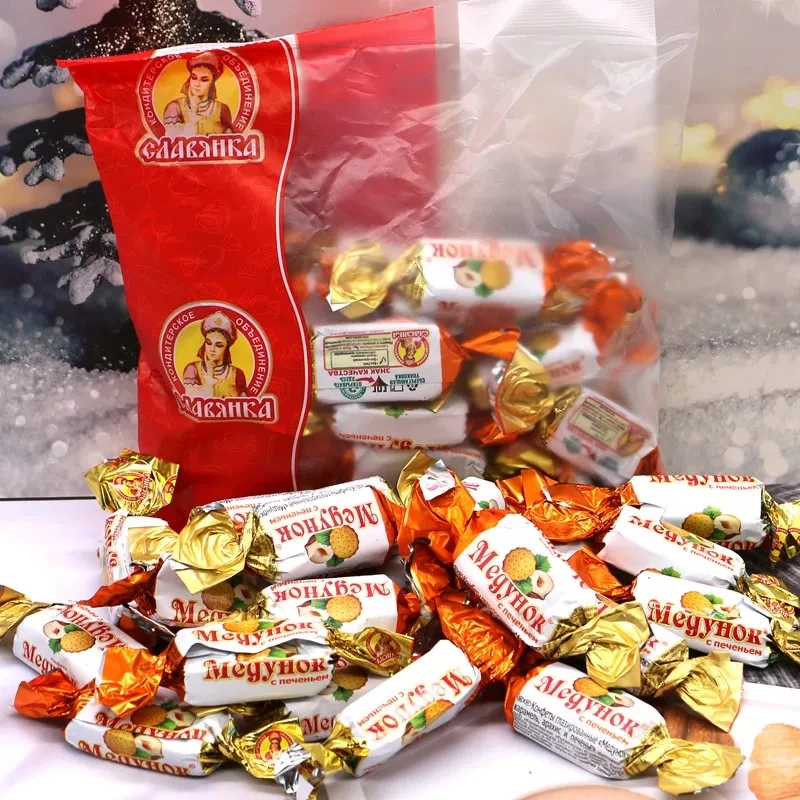 俄罗斯糖果斯拉夫焦糖花生榛子饼干夹心巧克力糖进口零食喜糖年货