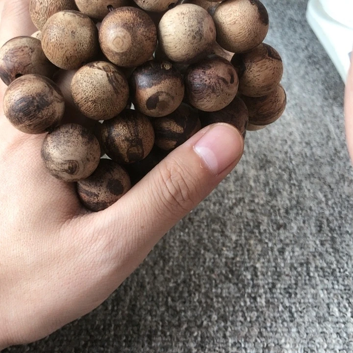 降真香手串/手链2.0藤心白油超大漏随机发其一