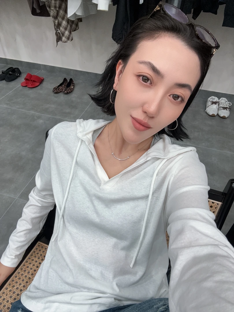 FG·STUDIO 白色连帽长袖T