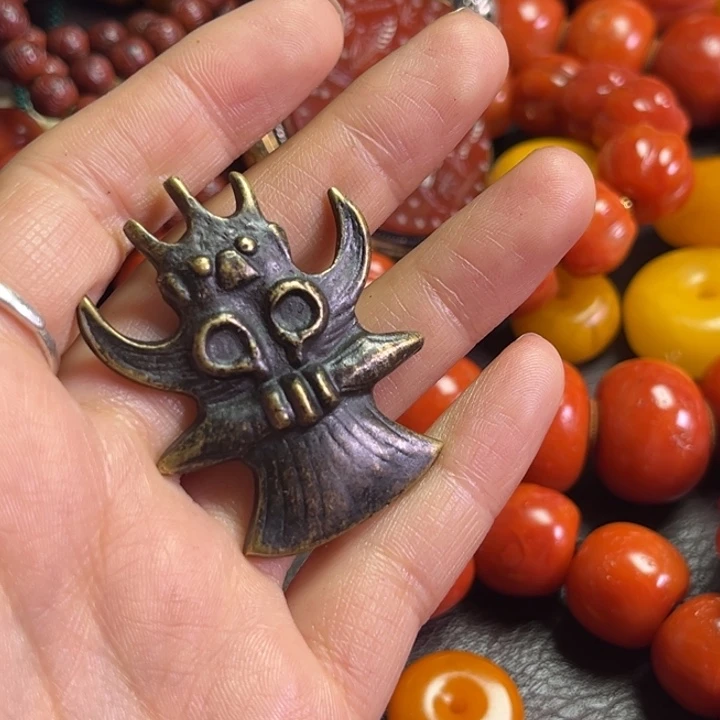 颈饰琉璃杰*琉璃………….