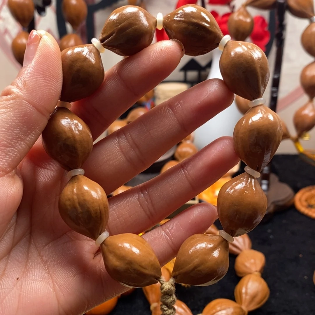 橄榄核手串/手链三面佛1.8