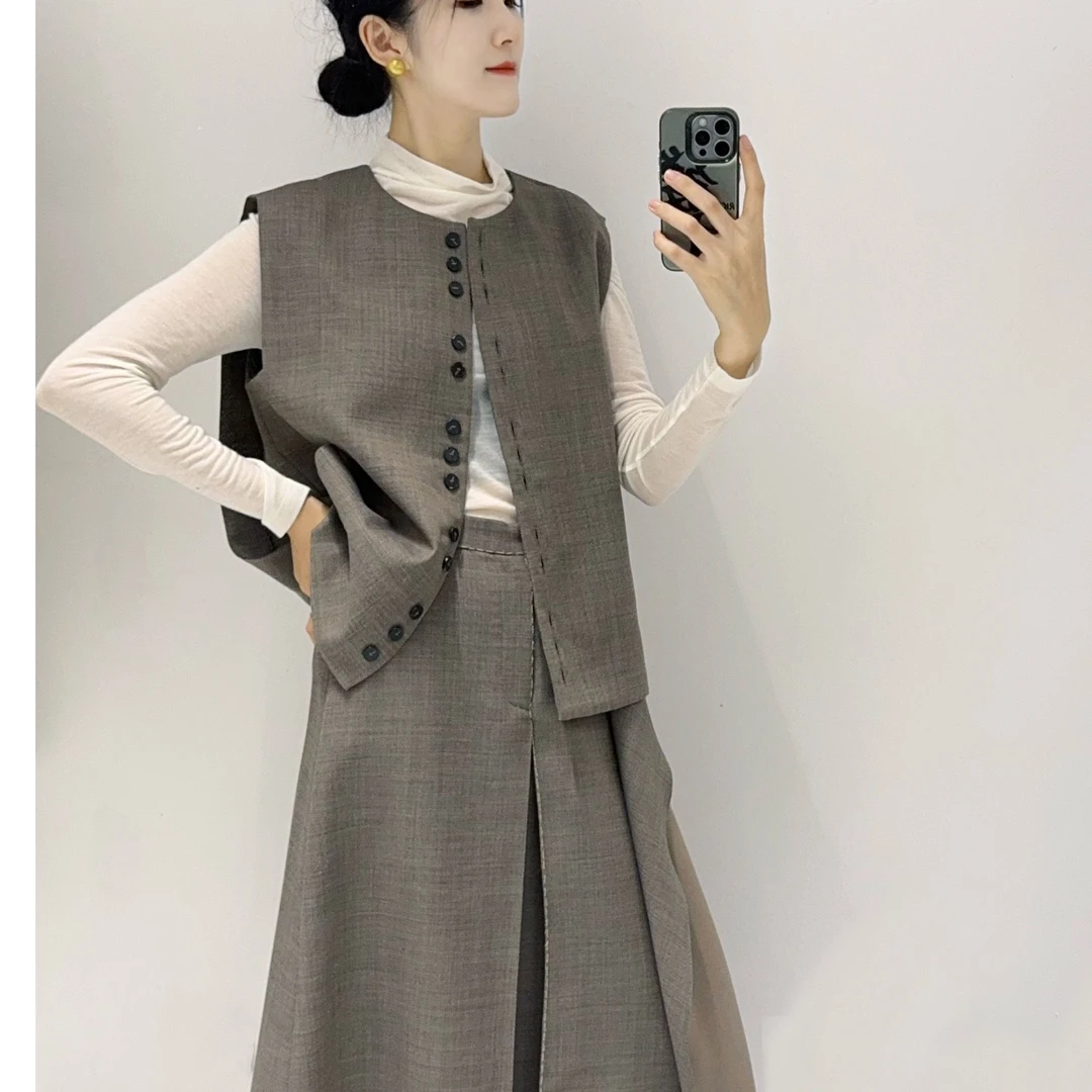 4-238-NS 极简风马甲轻奢风