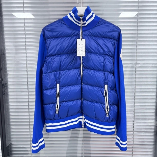 全新未使用 MONCLER /XXL码/蓝白拼接轻薄羽绒服
