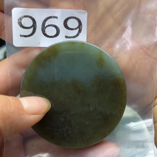 未镶嵌和田玉珠宝半成品