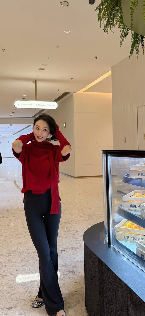 KK颜小新【岁柠】设计感小众时尚气质舒适休闲日常秋季上衣