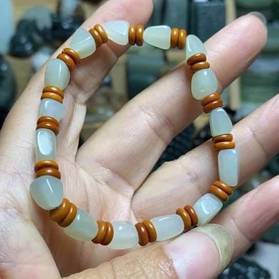 未镶嵌和田玉（糖玉）珠宝半成品