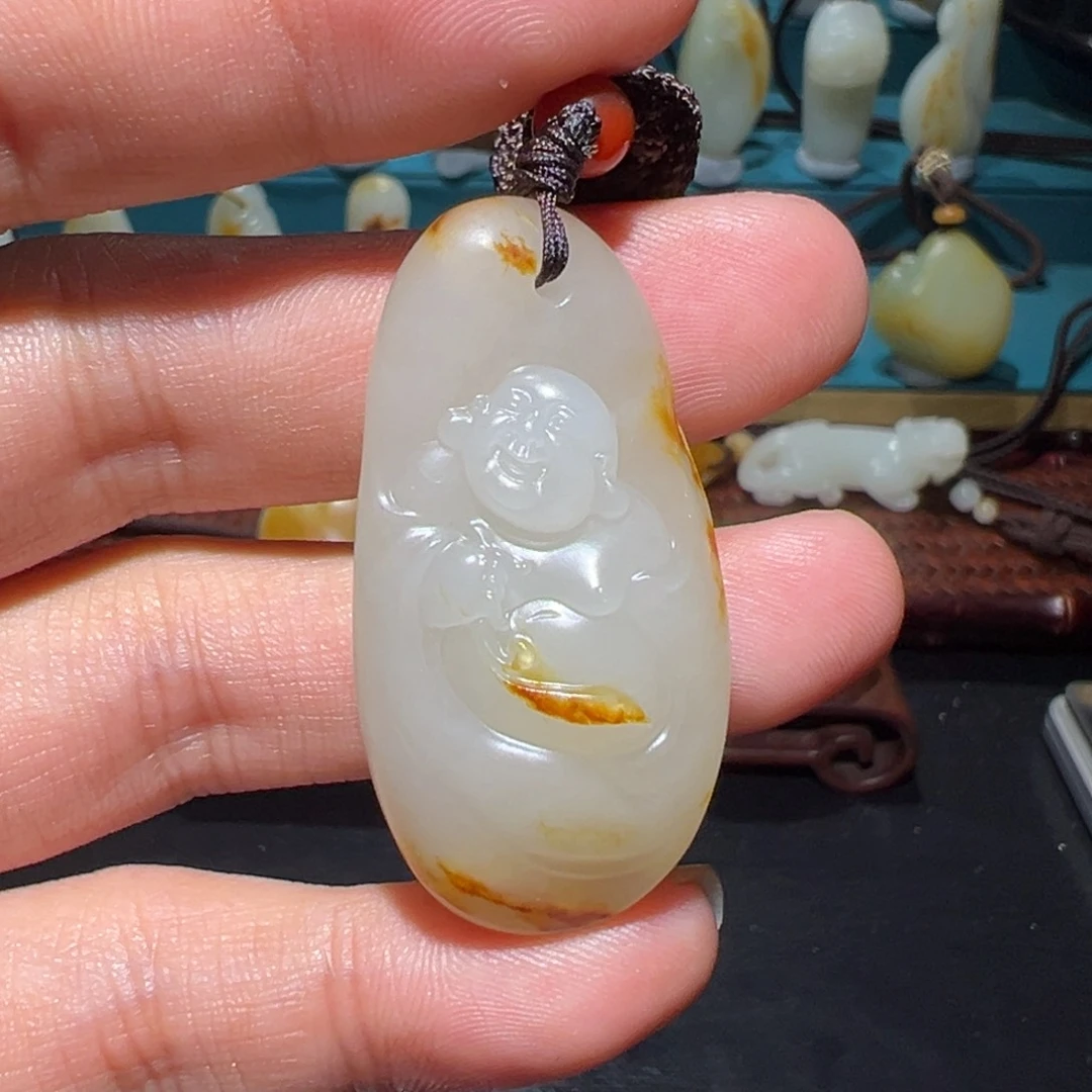 颈饰未镶嵌和田玉（子料）思**深