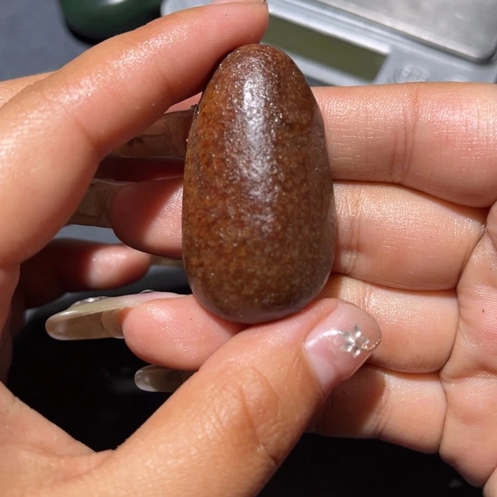 和田玉（糖玉）未镶嵌珠宝奇石