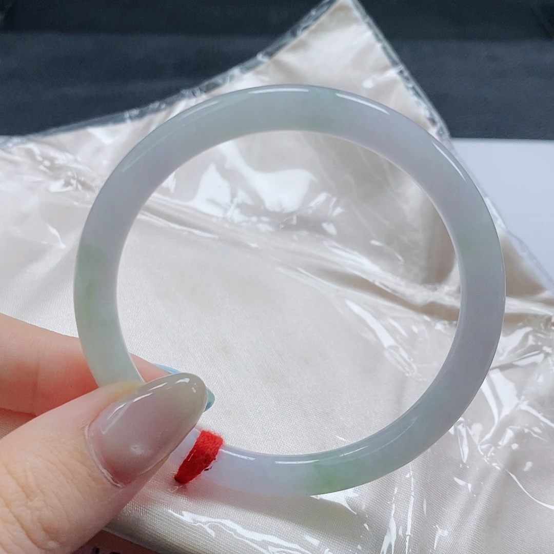 【闪购商品】未镶嵌手镯（圆镯）翡翠471号