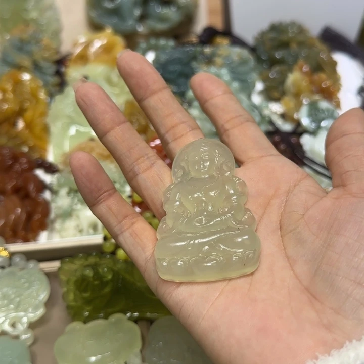 蛇纹石玉吊坠未镶嵌用****5