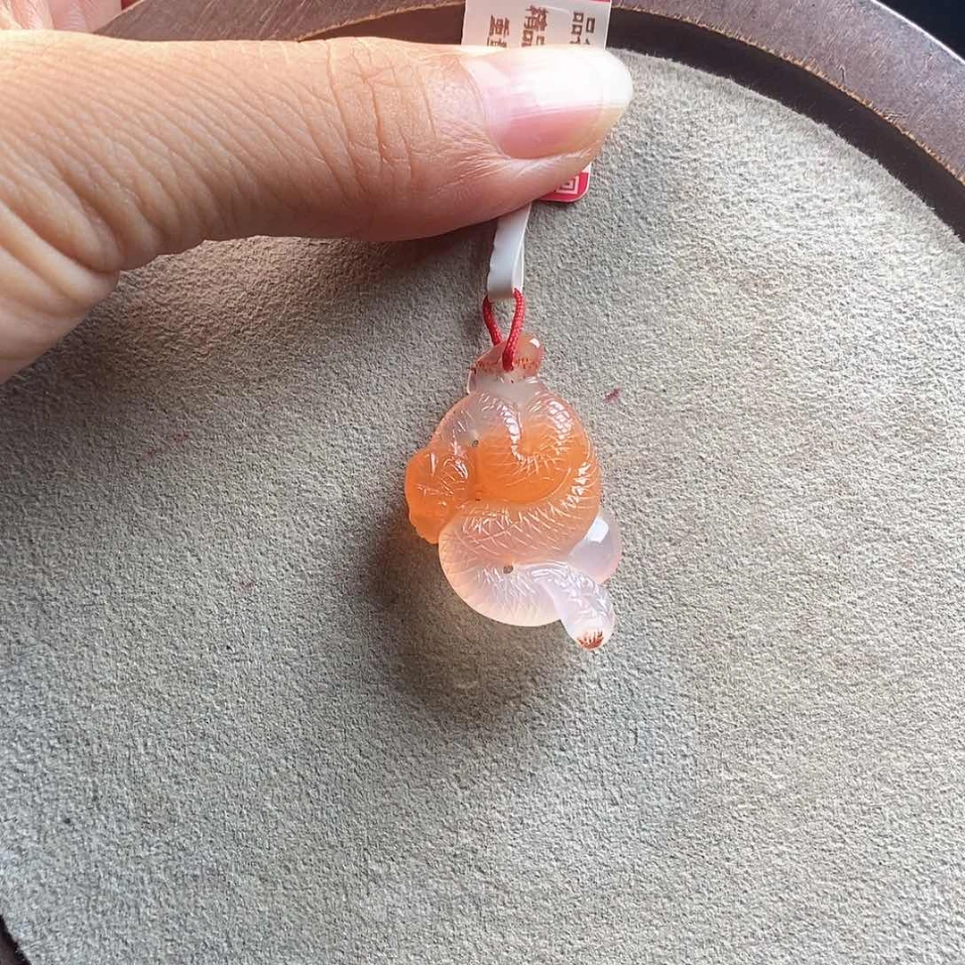 未镶嵌吊坠南红玛瑙