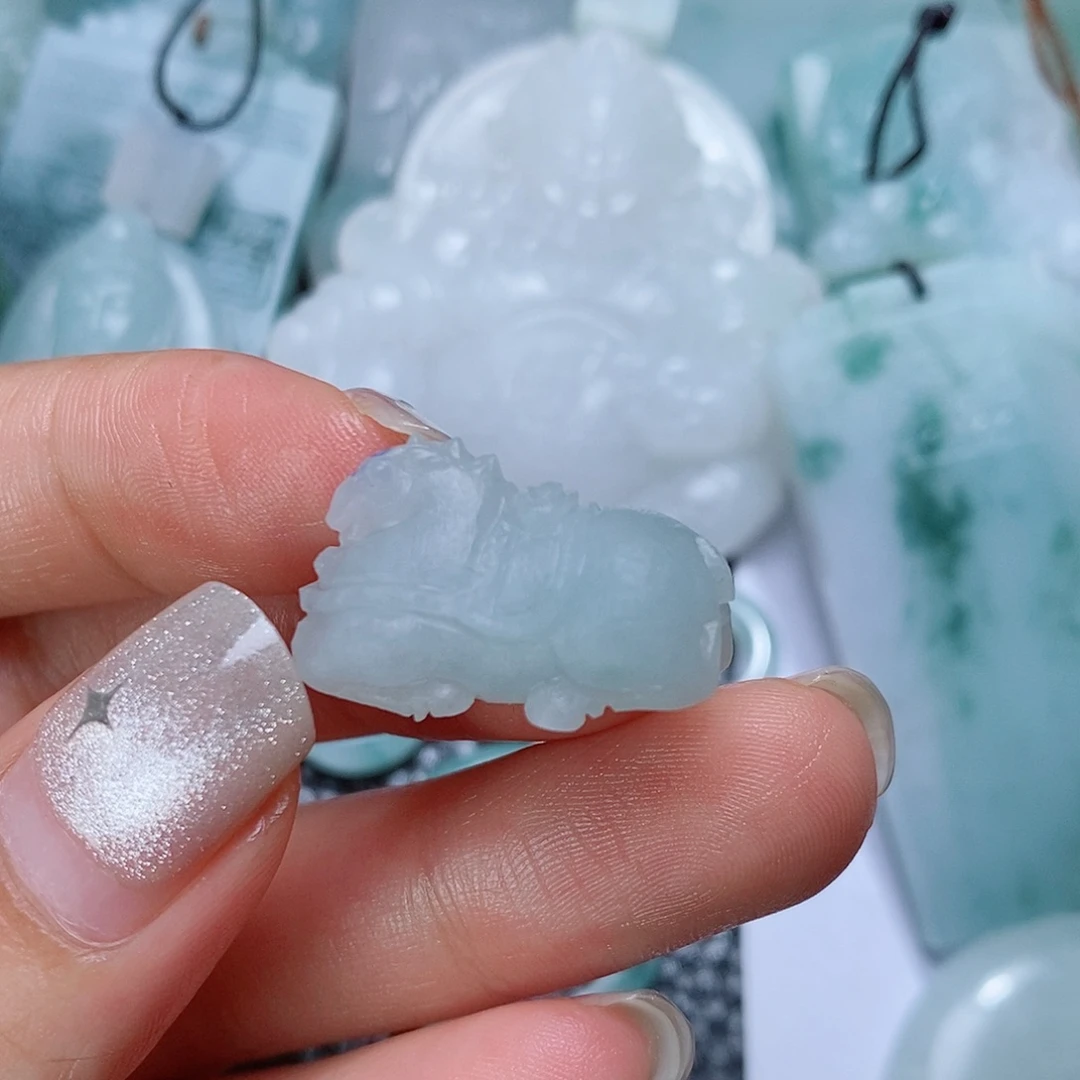 定制翡翠未镶嵌毛货付款后确认抛光